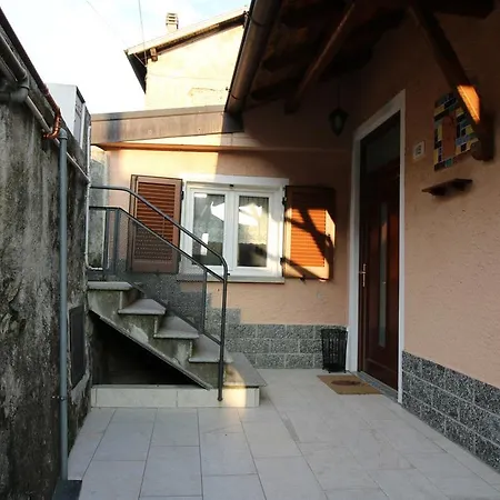 Semesterbostad Casa Melina